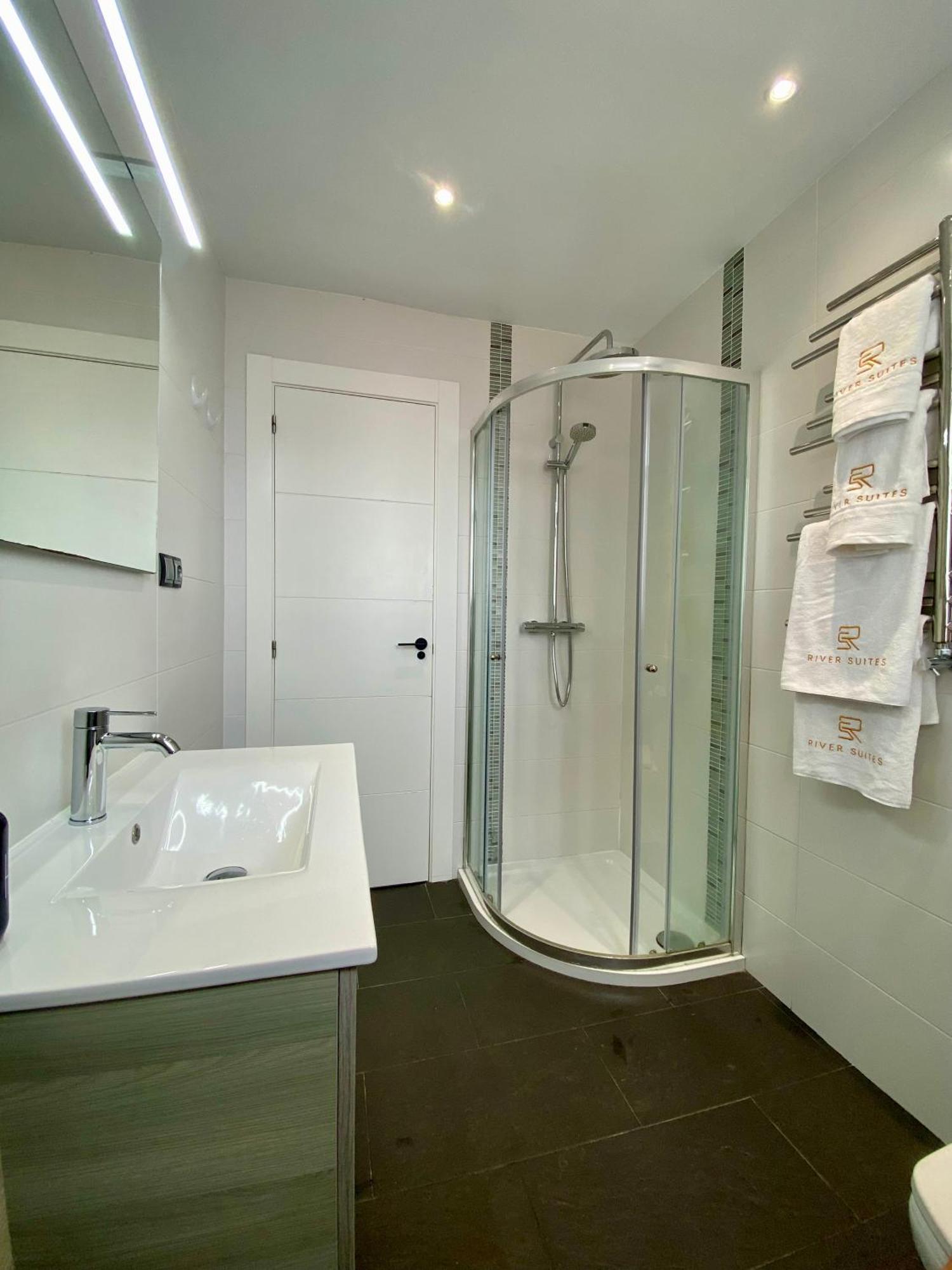 Apartamento De Lujo River Suites Сантандер Экстерьер фото